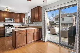 7S367 Augusta Ln, Naperville, IL 60540 - Photo 12