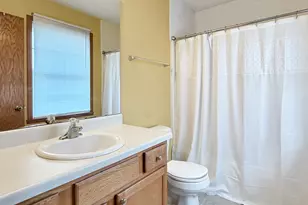 12411 Barberry Dr, Winnebago, IL 61088 - Photo 20