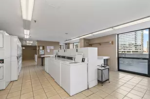 1122 N Clark St, Chicago, IL 60610 - Photo 34