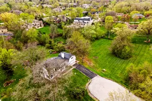 6420 Thurlow St, Willowbrook, IL 60527 - Photo 4