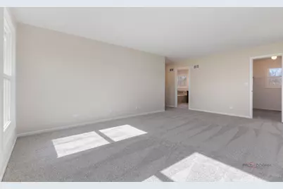 6785 W Creekside Drive, Long Grove, IL 60047 - Photo 24