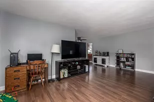 927 Clark St, Marseilles, IL 61341 - Photo 6