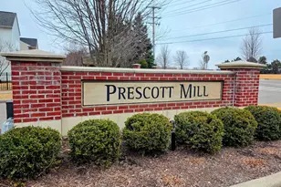 240 Devoe Dr, Oswego, IL 60543 - Photo 2