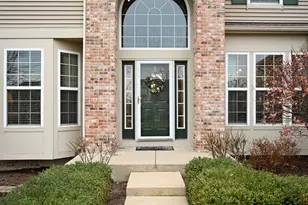 314 Parker Pl, Oswego, IL 60543 - Photo 2