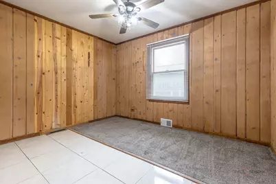 3203 S Bergman Drive, Holiday Hills, IL 60051 - Photo 18