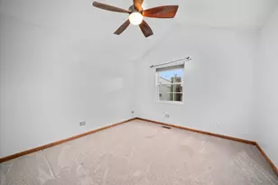 3100 Anton Cir, Aurora, IL 60504 - Photo 6