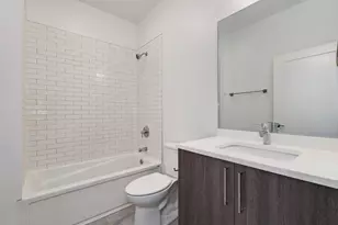 4428 N Sheridan Rd, Chicago, IL 60640 - Photo 4