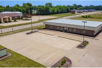 501 Oakley Avenue, Streator, IL 61364 - Photo 2