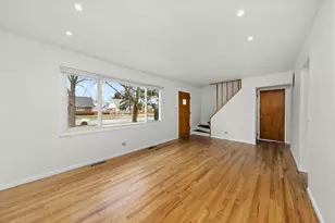 [Address not provided], Bridgeview, IL 60455 - Photo 4