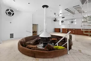 951 E Hyde Park Blvd, Chicago, IL 60615 - Photo 8