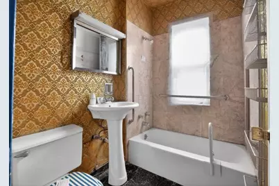 951 E Hyde Park Boulevard, Chicago, IL 60615 - Photo 18