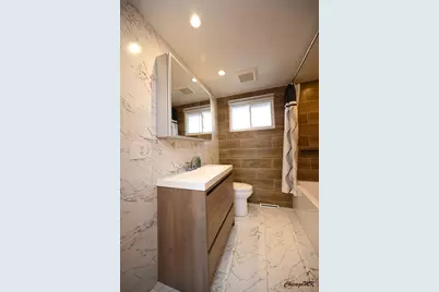 429 E Lincoln Street, Mount Prospect, IL 60056 - Photo 22