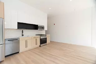 2042 W Irving Park Rd, Chicago, IL 60618 - Photo 4