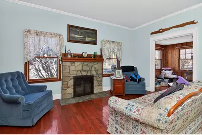 32W183 Glos Street, Wayne, IL 60184 - Photo 4