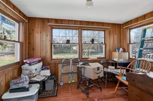 32W183 Glos St, Wayne, IL 60184 - Photo 12