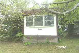 604 N Jefferson St, Watseka, IL 60970 - Photo 2