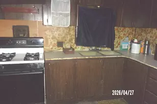 604 N Jefferson St, Watseka, IL 60970 - Photo 8