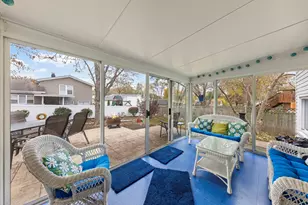 308 Plymouth Ln, Bloomingdale, IL 60108 - Photo 10