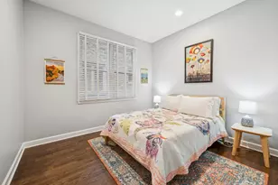 635 W Briar Pl, Chicago, IL 60657 - Photo 6