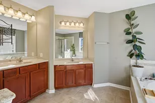 1190 Alpine Ln, Elgin, IL 60120 - Photo 20