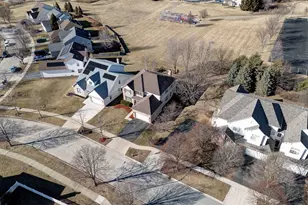 1190 Alpine Ln, Elgin, IL 60120 - Photo 50