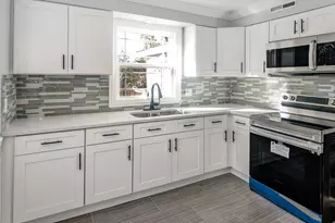 9318 S Aberdeen St, Chicago, IL 60620 - Photo 12