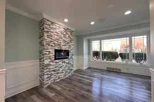 9318 S Aberdeen St, Chicago, IL 60620 - Photo 2