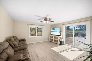 2212 Farris Ct, Rockford, IL 61108 - Photo 6