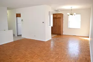 7040 Meadowbrook Ln, Hanover Park, IL 60133 - Photo 6