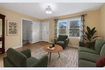 512 N Elm Street, Mount Prospect, IL 60056 - Photo 2