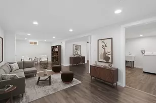 512 N Elm St, Mount Prospect, IL 60056 - Photo 16