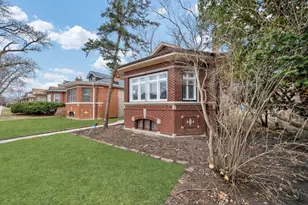 11630 S Hale Ave, Chicago, IL 60643 - Photo 24