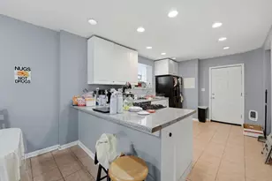 4428 N Tripp Ave, Chicago, IL 60630 - Photo 4