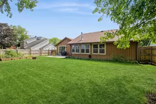 468 Tanglewood Dr, Gurnee, IL 60031 - Photo 26