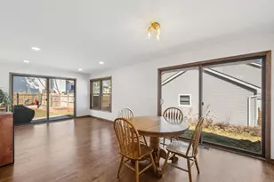 468 Tanglewood Dr, Gurnee, IL 60031 - Photo 10