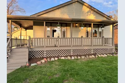 303 N Elmwood Avenue, Wood Dale, IL 60191 - Photo 1