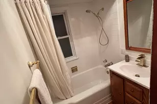 303 N Elmwood Ave, Wood Dale, IL 60191 - Photo 6