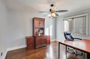 2103 Primrose Ln, Naperville, IL 60565 - Photo 12