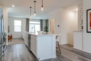 2011 Sequoia Ave, Mundelein, IL 60060 - Photo 12