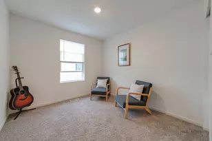 2011 Sequoia Ave, Mundelein, IL 60060 - Photo 26