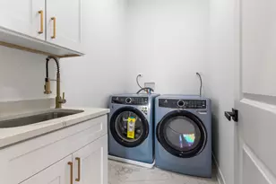 2411 N 77th Ave, Elmwood Park, IL 60707 - Photo 24