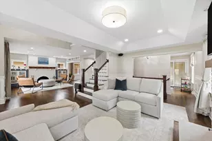 346 E South St, Elmhurst, IL 60126 - Photo 6