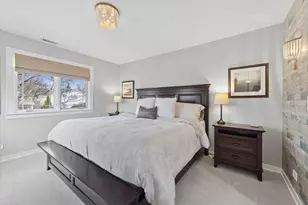 346 E South St, Elmhurst, IL 60126 - Photo 22