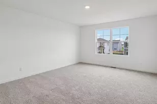 5017 Yates Dr, Racine, WI 53403 - Photo 10