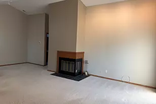 7321 Baybury Rd, Downers Grove, IL 60516 - Photo 6