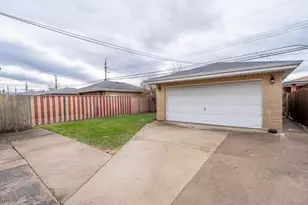 8604 S Kenneth Ave, Chicago, IL 60652 - Photo 12