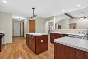 16946 Mohican Dr, Lockport, IL 60441 - Photo 10