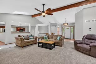 16946 Mohican Dr, Lockport, IL 60441 - Photo 2
