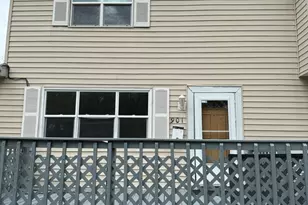 901 Gael Dr, Joliet, IL 60435 - Photo 2