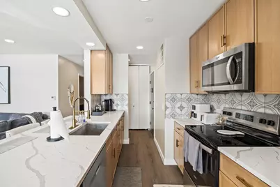 1601 E Maple Terrace #3B, Lisle, IL 60532 - Photo 8